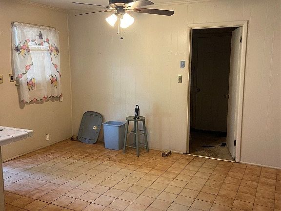 4th image of 317 Miller Creek Dr