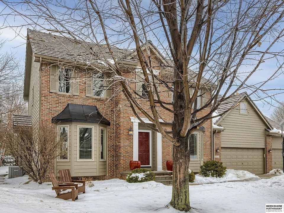 1st image of 2021 S 182nd Avenue Cir