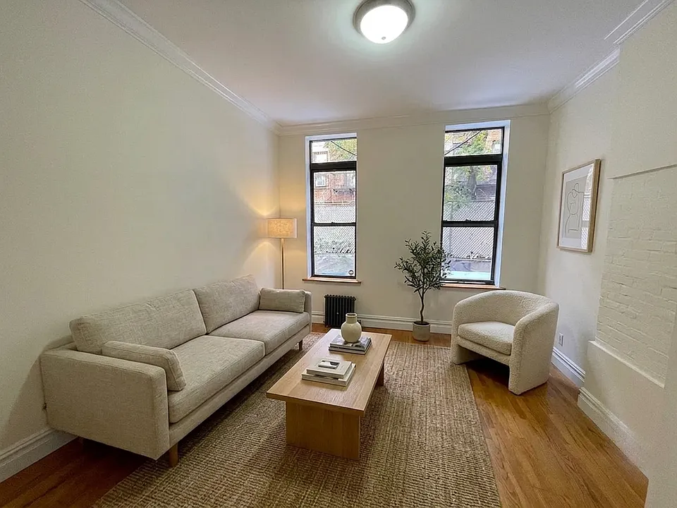 408 W 51st St #1102