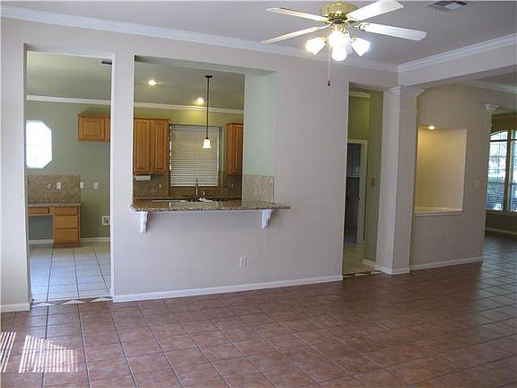 5th image of 8347 Fern Bluff Ave