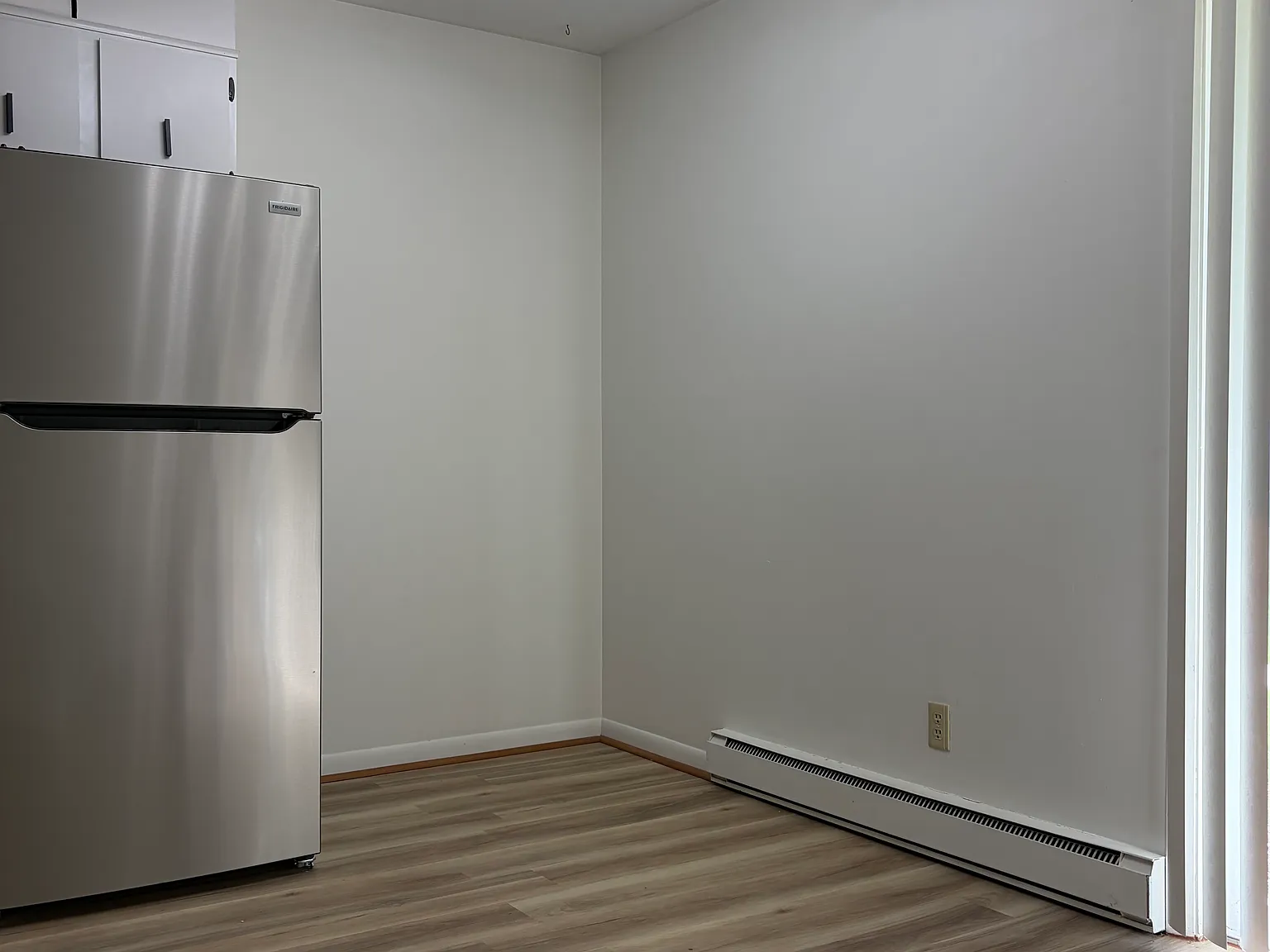 2 bed, 800 sqft, $1,175 — Photo 2