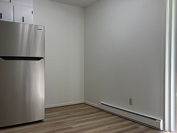2nd image of 240 W Tuscola St APT 6