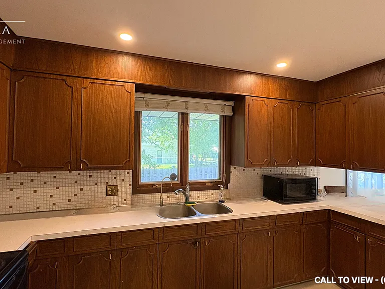 6511 Dorchester Rd #1 — Photo 2
