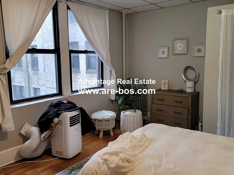 1056 Commonwealth Ave #21 — Photo 9