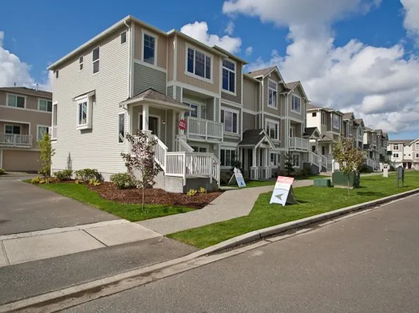 5262 34th St E, Fife, WA 98424