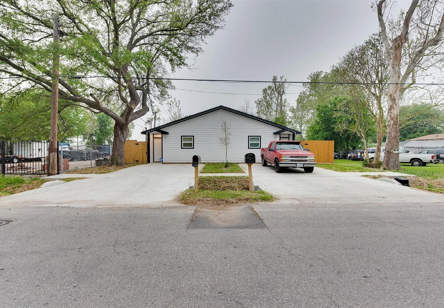 3 bed, 2.0 bath, 1150 sqft, $1,575 — Photo 4