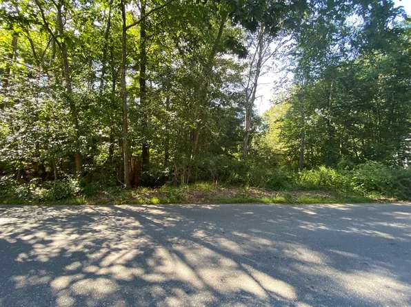 12 Sumner St, Gloucester, MA 01930