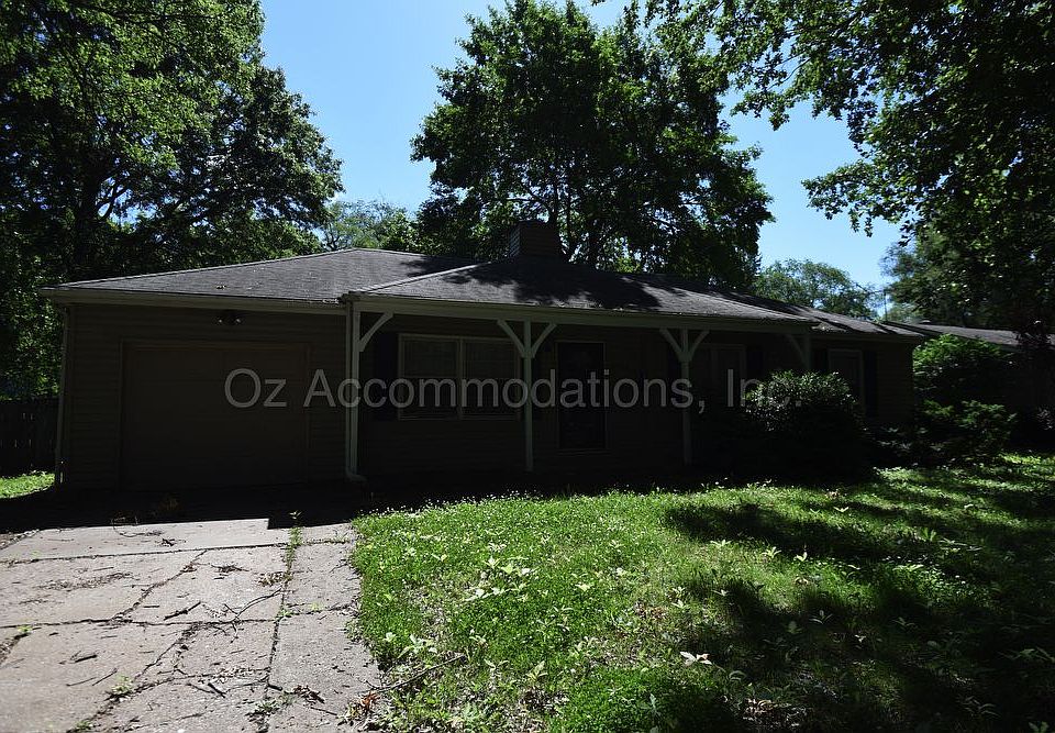 1st image of 8753 Larsen St