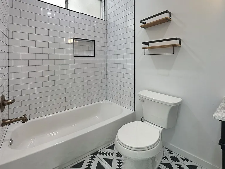 1177 Springbrook St — Photo 16