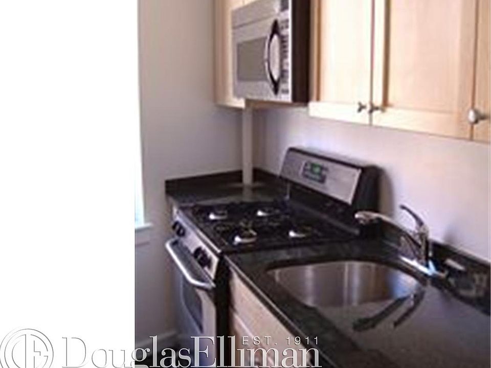 1st image of 1 Jane St APT 5B
