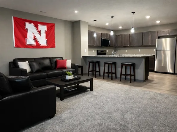 418 S 25th St, Lincoln, NE 68510