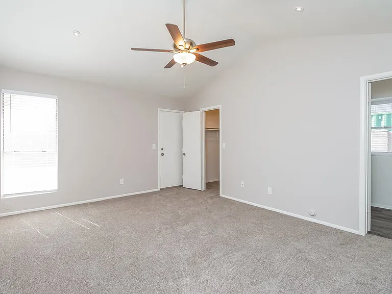 8725 W Carol Ave — Photo 9