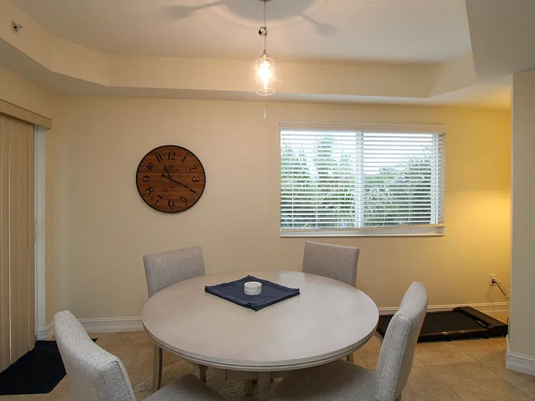 1100 Pine Ridge Rd #B-301 — Photo 15