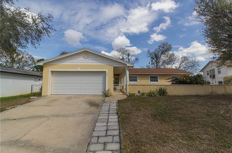 1st image of 1717 Sprucewood Ln