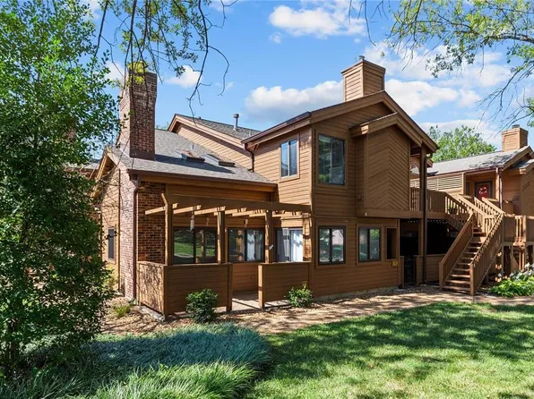 1702 Hemingway Ln Unit D, Saint Charles, MO 63304