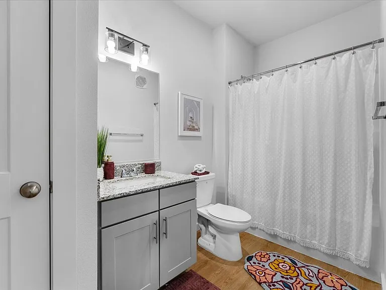 818 S Morningside Dr #411 — Photo 29