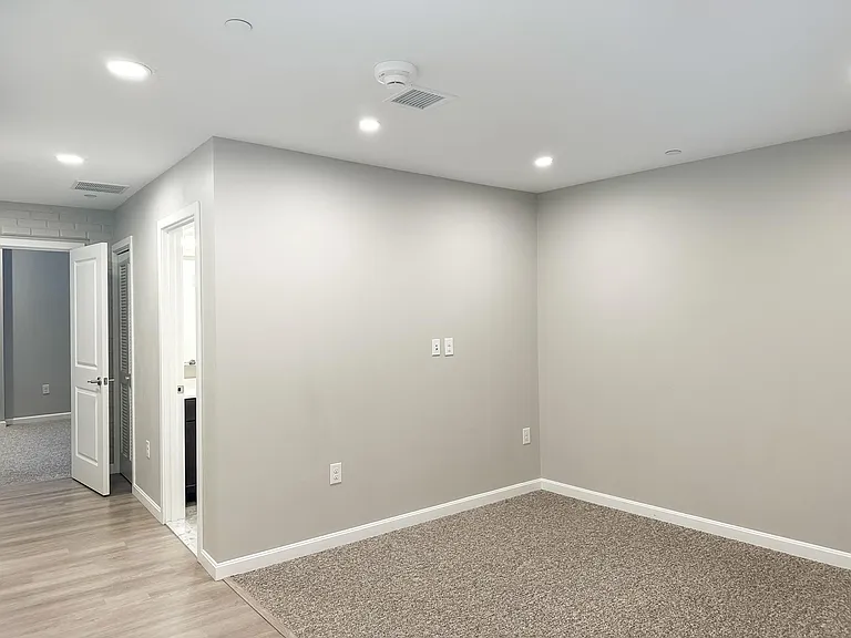 Chatham Lofts — Photo 29