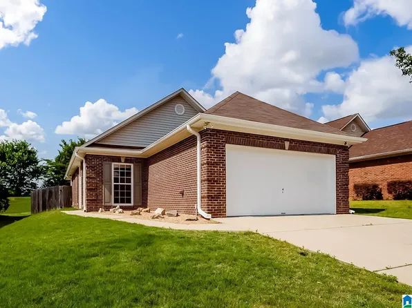 4745 Longmeadow Dr, McCalla, AL 35111