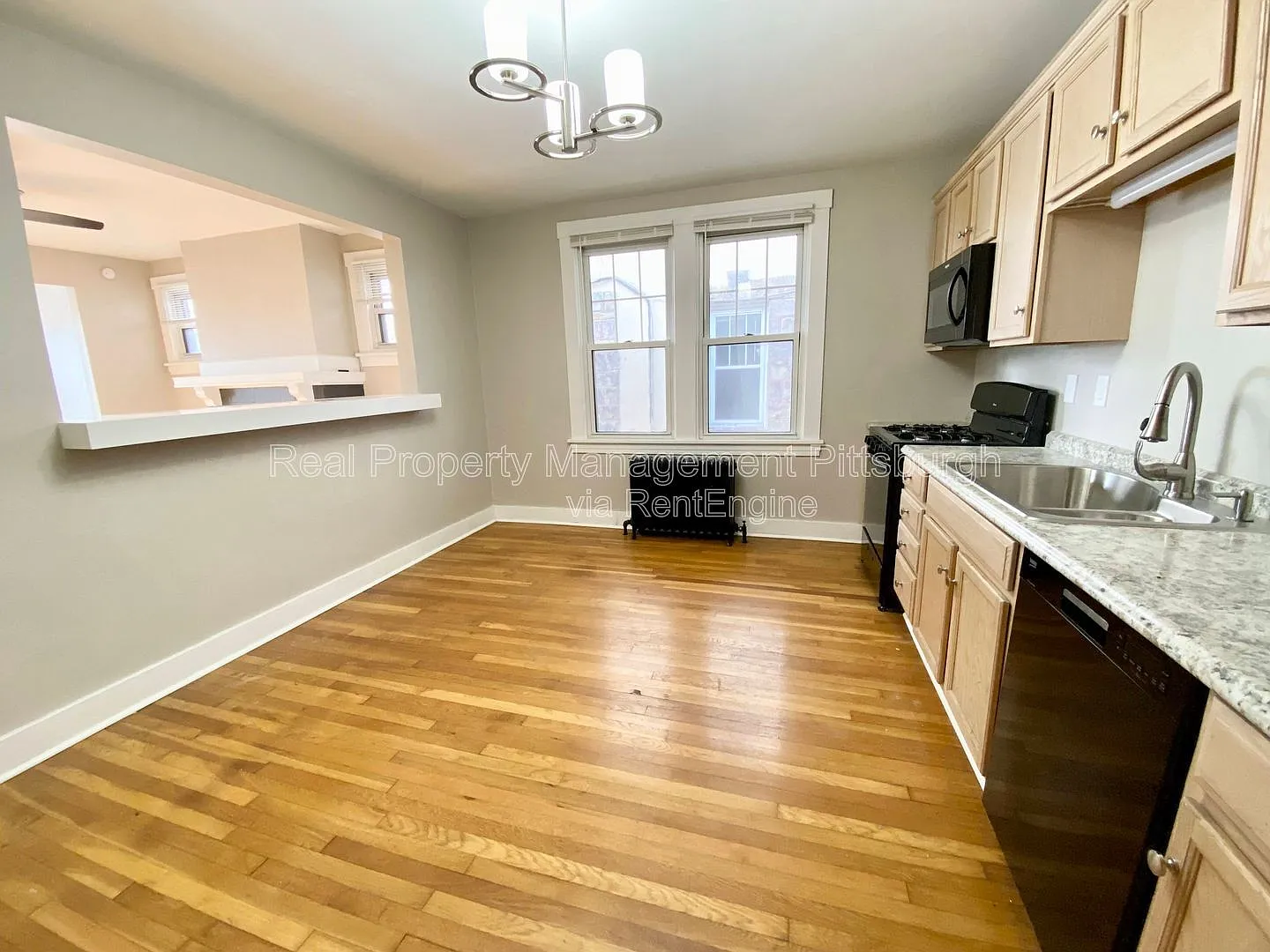 3 bed, 1.0 bath, $1,595 — Photo 4