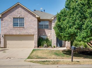 2413 Acorn Bnd, Denton, TX 76210