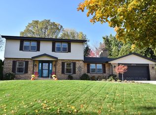 1771 Linden Ct, Grafton, WI 53024