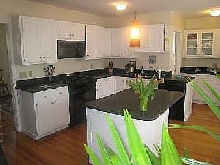 1st flr kitchen