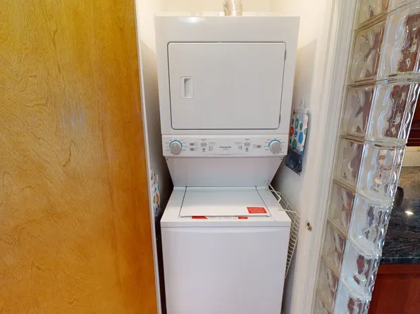 2803 Batchelder Street image 15 of 21