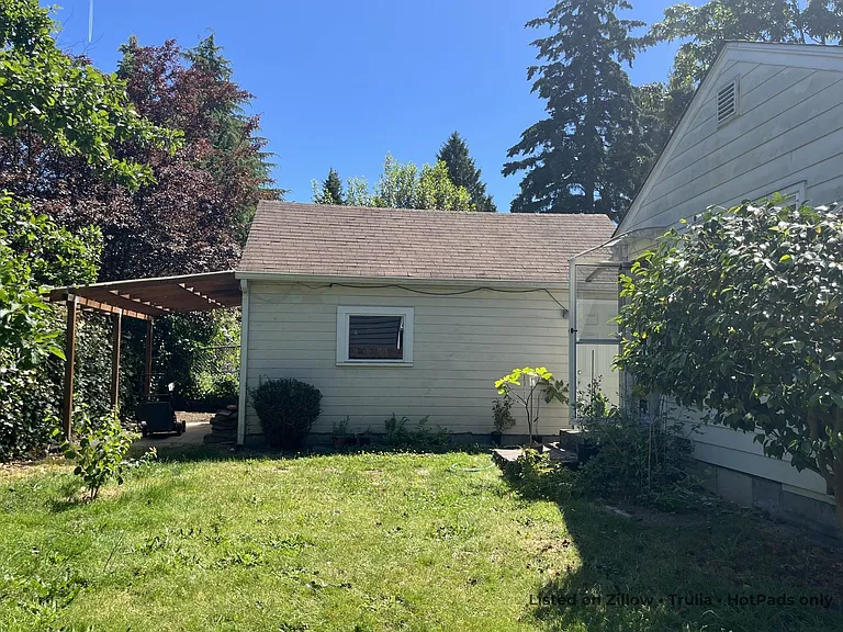 10454 20th Ave S — Photo 15