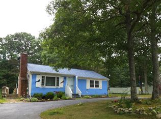 5 Guild Rd, Forestdale, MA 02644