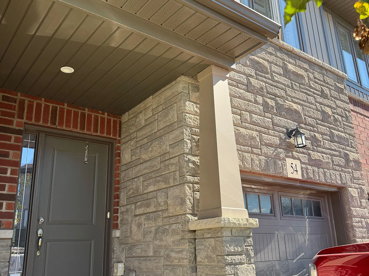 3 bed, $2,400 — Photo 2