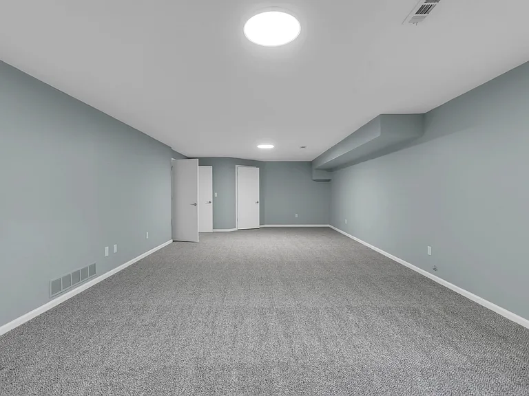 14810 E Castle Dr — Photo 28