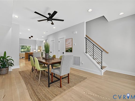 5th image of 3008 E Franklin St