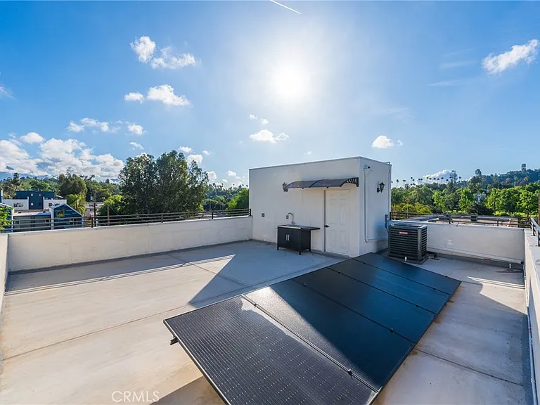 714 N Chestnut Ave — Photo 34