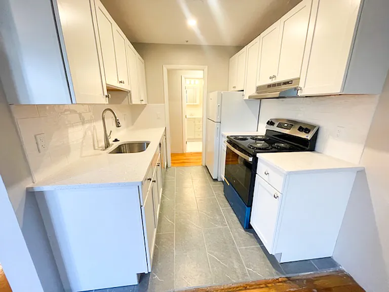 105 Alstead St #12 — Photo 4