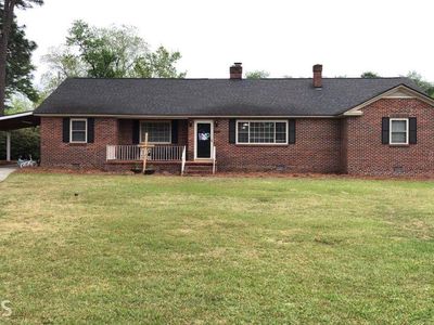 445 S College St, Metter, GA, 30439