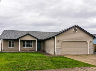 3982 North St, Springfield, OR 97478