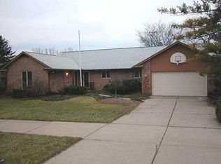 2345 Delaware Dr, Ann Arbor, MI