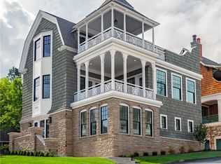 1414 W Markham Rd, Fayetteville, AR 72701