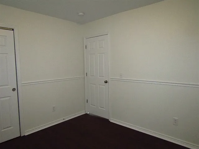 894 E 780 S — Photo 10