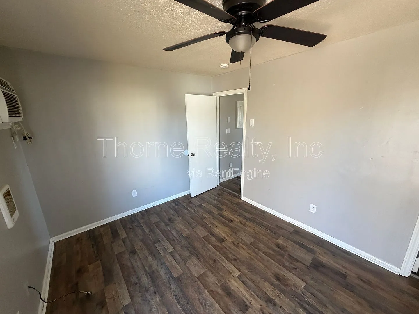 1 bed, 1.0 bath, $595 — Photo 3