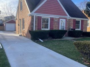 2411 Gilson St, Racine, WI 53403