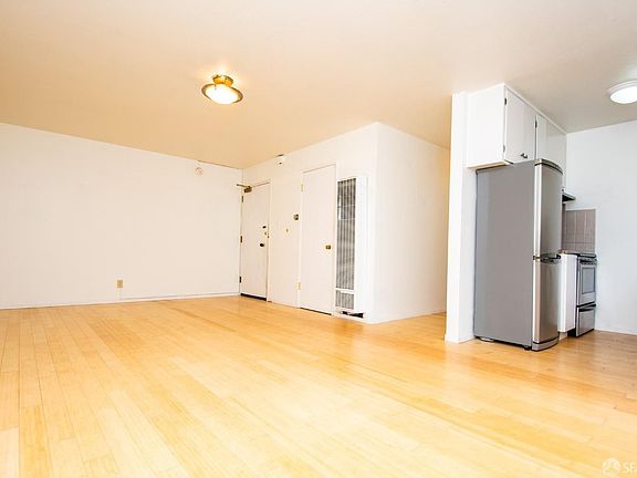 4th image of 66 Magnolia St APT 2