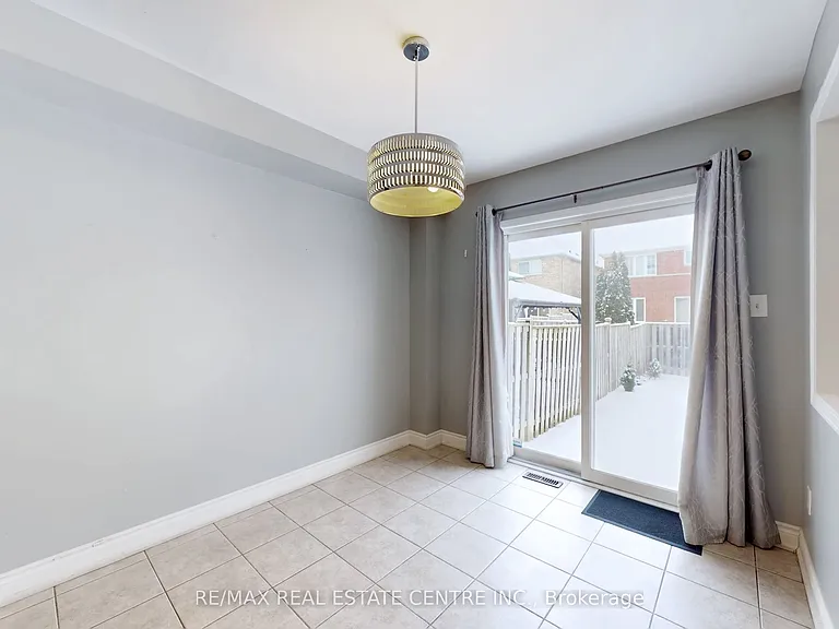 3941 Stardust Dr — Photo 17