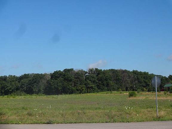 4th image of 18413 Loretta Dr
