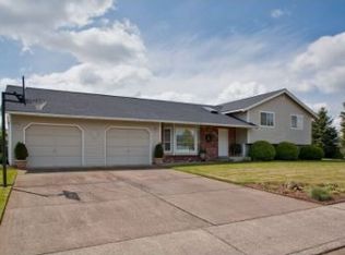 714 Vine St, Lynden, WA 98264
