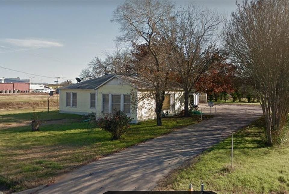 2nd image of 1310 Live Oak St