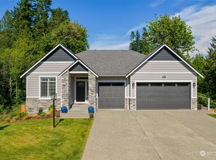 8026 Keanland Park Ln SE, Olympia, WA