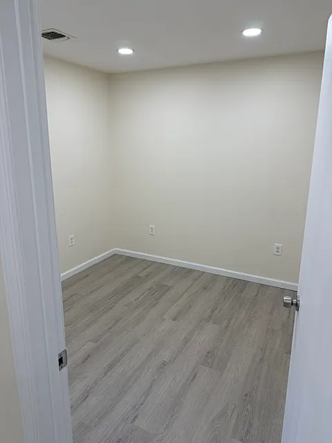 2 bed, 750 sqft, $1,850 — Photo 3