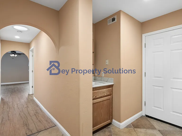 599 Woodland Dr — Photo 19