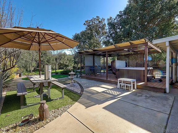 4th image of 15805 Oak Valley Rd